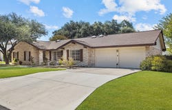 626 SUNHAVEN DR, Windcrest, TX 78239