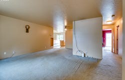 5255 DONOHOE Ave, Eugene, OR 97402