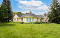 1076 Prospect Boulevard, Waterloo, IA 50701