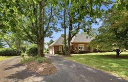1126 N Highway 1793, Goshen, KY 40026