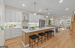3921 ROLAND Avenue, BALTIMORE, MD 21211