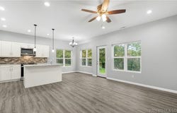 39 Buckingham Drive, Camdenton, MO 65020
