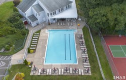 222 Deer Run, Shelton, CT 06484