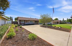 610 Ridgefield Drive, Claremont, CA 91711