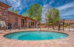 E 300 N, Kanab, UT 84741