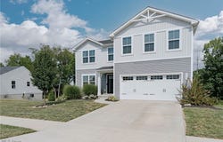 2595 Bishop Oval, Barberton, OH 44203