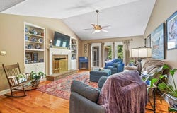 103 Morningside Dr, Greenwood, SC 29649