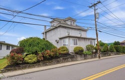 201 Moosic Road, Old Forge, PA 18518