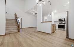 9114 W Ark Pl, Sioux Falls, SD 57106
