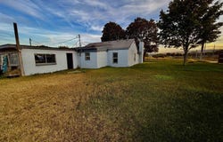 206504 E Bryson Brown Rd, Kennewick, WA 99337