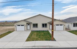 401 E Bonnieview, Grandview, WA 98930