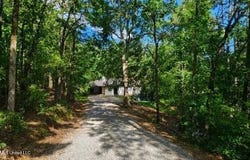 185 County Road 321, Oxford, MS 38655