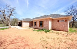 1503 S Rodgers Dr, Graham, TX 76450
