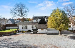 2049 S Brentwood Boulevard, Springfield, MO 65804