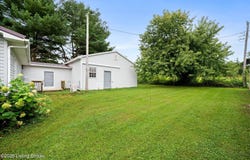 77 Greenbriar Rd, Milton, KY 40045
