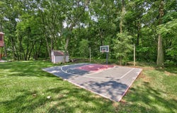 32 Riverbend Road, Montgomery, IL 60538