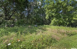 2450 Old Beardstown Road, Springfield, IL 62702
