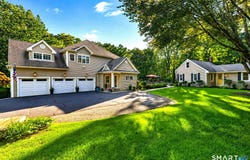 2 Horse Stable Circle, Shelton, CT 06484
