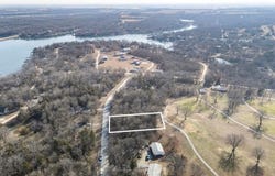 29 N Eagle Lane, Mound City, KS 66056