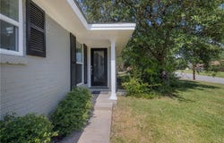 2404 Burton Drive, Bryan, TX 77802
