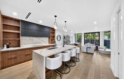 1034 SW 11th Ave, Miami, FL 33130