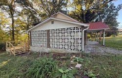 1089 Bicknell Rd, Clarkrange, TN 38553