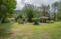 5605 Foothill Boulevard, Rogue River, OR 97537