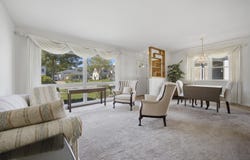 455 N Maple Avenue, Elmhurst, IL 60126