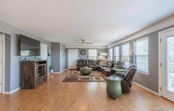 211 Ripley 142E-2B, Doniphan, MO 63935