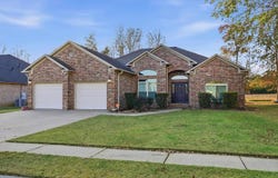 63 Waterloo Loop, Vilonia, AR 72173