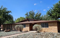 2604 Gaye Dr, Roswell, NM 88201