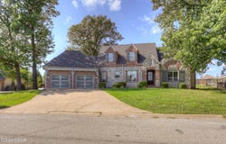 808 Copper Oaks Drive, Carl Junction, MO 64834