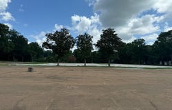 129 Jeff Davis Boulevard, Natchez, MS 39120