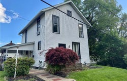 1409 Spring Street, Coshocton, OH 43812