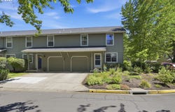3743 WESTLEIGH St, Eugene, OR 97405