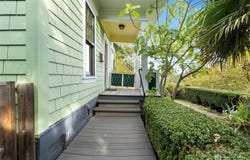 2524 E Ward Street, Seattle, WA 98112