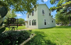 409 N Avenue D, Waelder, TX 78959