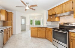 5 Downing Circle, Bloomington, IL 61704