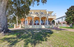 815 N Beach Boulevard, Waveland, MS 39576