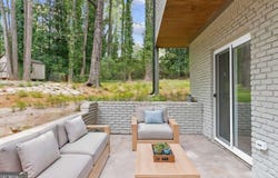 2911 Pine Valley Circle, East Point, GA 30344