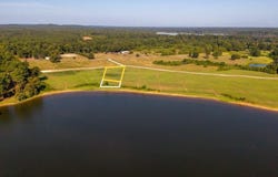 121 Stillwater Ln, Milam, TX 75959