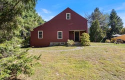 2 Plummer Lane, Kennebunk, ME 04043