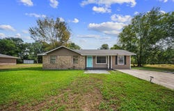 179 Sunmeadow Drive, Lufkin, TX 75904