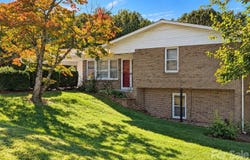 106 Valley View Street, Morganton, NC 28655