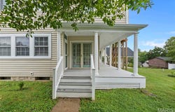 203 S Bellevue Street, Jackson, MO 63755