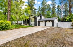 117 S Pinewood Dr, Post Falls, ID 83854