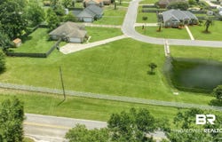 Riverbend Loop, Foley, AL 36535
