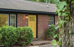 27 S Circle Drive, Chapel Hill, NC 27516