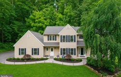6 FOX Chase, GLENMOORE, PA 19343