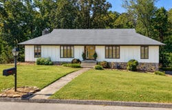 1610 Starboard Drive, Hixson, TN 37343